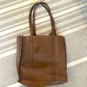 Able tote, wrist or shoulder bag!